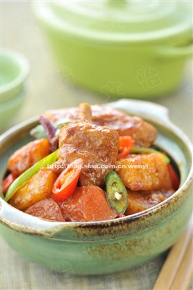 辣炖土豆鸡块