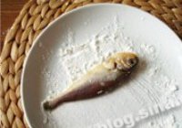 小鱼贴饼子的做法 步骤5