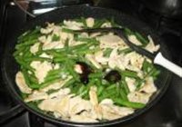 鸡肉炒四季豆的做法 步骤10