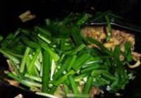 肉丝千张炒韭菜的做法 步骤10