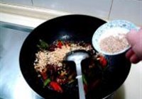 香炒寸筋骨的做法 步骤16