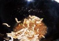 肉丝千张炒韭菜的做法 步骤7