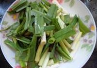 蒜苗回锅肉的做法 步骤4