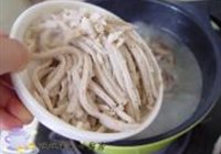 鸡肉烩鱼丝的做法 步骤15
