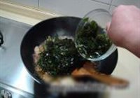 家常焖海带的做法 步骤6
