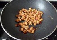 香酥鸡丁的做法 步骤10