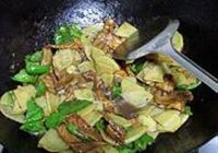 青椒土豆炒肉片的做法 步骤9