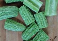 苦瓜炒肉丝的做法 步骤2