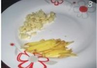 荷兰豆炒八爪鱼的做法 步骤3