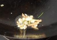 香辣肥肠的做法 步骤9