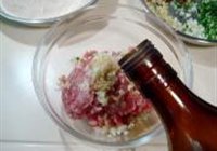 荠菜肉圆的做法 步骤2