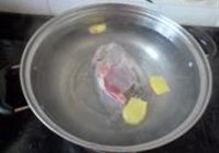 蒜苗回锅肉的做法 步骤2