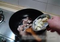 家常焖海带的做法 步骤2