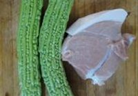 苦瓜炒肉丝的做法 步骤1