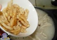 鸡肉烩鱼丝的做法 步骤16