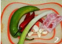 蕨菜炒肉丝的做法 步骤2