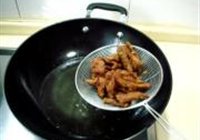 炸烹玫瑰袍子肉的做法 步骤9