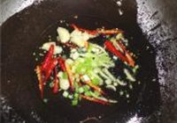 韭菜苔炒肉丝的做法 步骤4