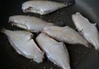 糖醋马面鱼的做法 步骤4