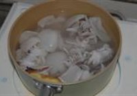 韩国泡菜炒墨鱼仔的做法 步骤4
