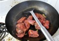 糖醋排骨的做法 步骤3