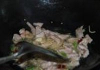 芹菜炒肉片的做法 步骤8