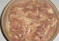 笋干焖肉的做法 步骤1