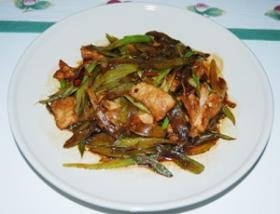 芹菜炒肉片