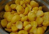 红烧栗子鸡的做法 步骤3