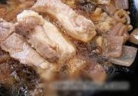 走油肉的做法 步骤6
