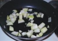 烤火腿肠和土豆的做法 步骤7