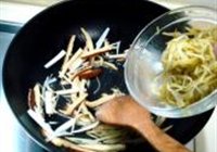 京味炒咸什的做法 步骤10