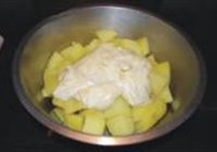 烤火腿肠和土豆的做法 步骤4