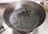 肉碎韭香炒木耳的做法 步骤4
