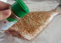 孜然烤鱼的做法 步骤5