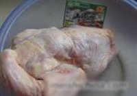 小鸡炖蘑菇的做法 步骤1