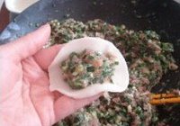 韭菜饺子的做法 步骤7