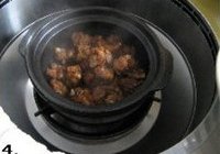 排骨焖豆角的做法 步骤4