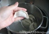 韭菜饺子的做法 步骤8