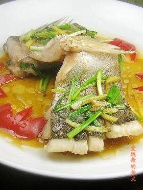 清蒸海鲈鱼