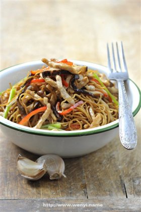 肉丝炒面