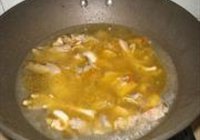芝麻炒土鸡的做法 步骤4