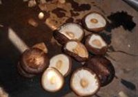 冬菇扒鸭的做法 步骤2