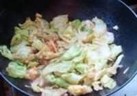 辣酱包菜的做法 步骤8