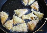 拔丝鸡蛋的做法 步骤5