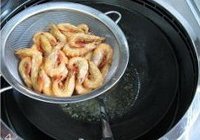 糖醋油爆虾的做法 步骤4