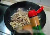 肉丝香干炒豆嘴的做法 步骤7