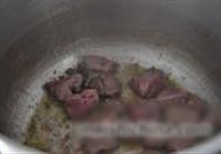 梨子烧鹿肉的做法 步骤2