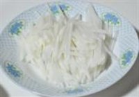 鲫鱼荷包蛋萝卜丝汤的做法 步骤6