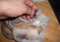 彩椒韭菜花爆鱿鱼的做法 步骤6